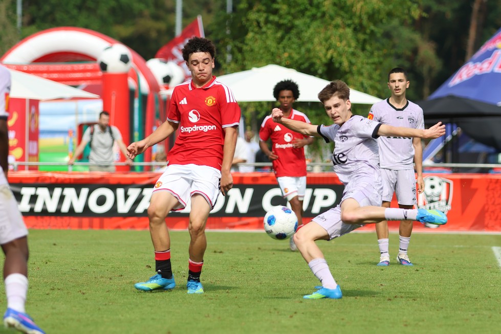 Manchester United FC - Adelaide United FC
