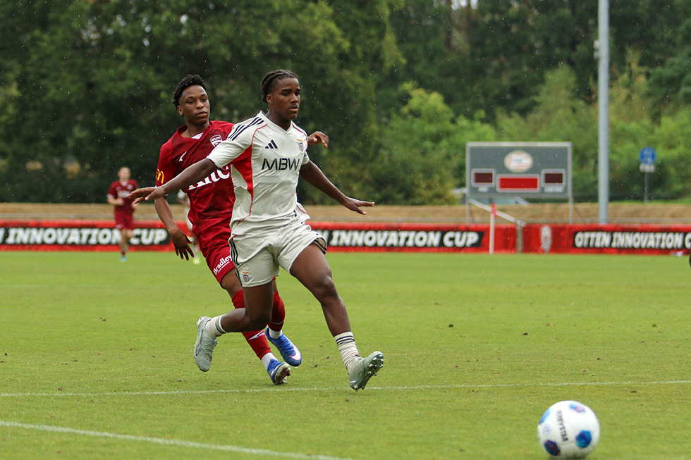 Adelaide United FC - SL Benfica