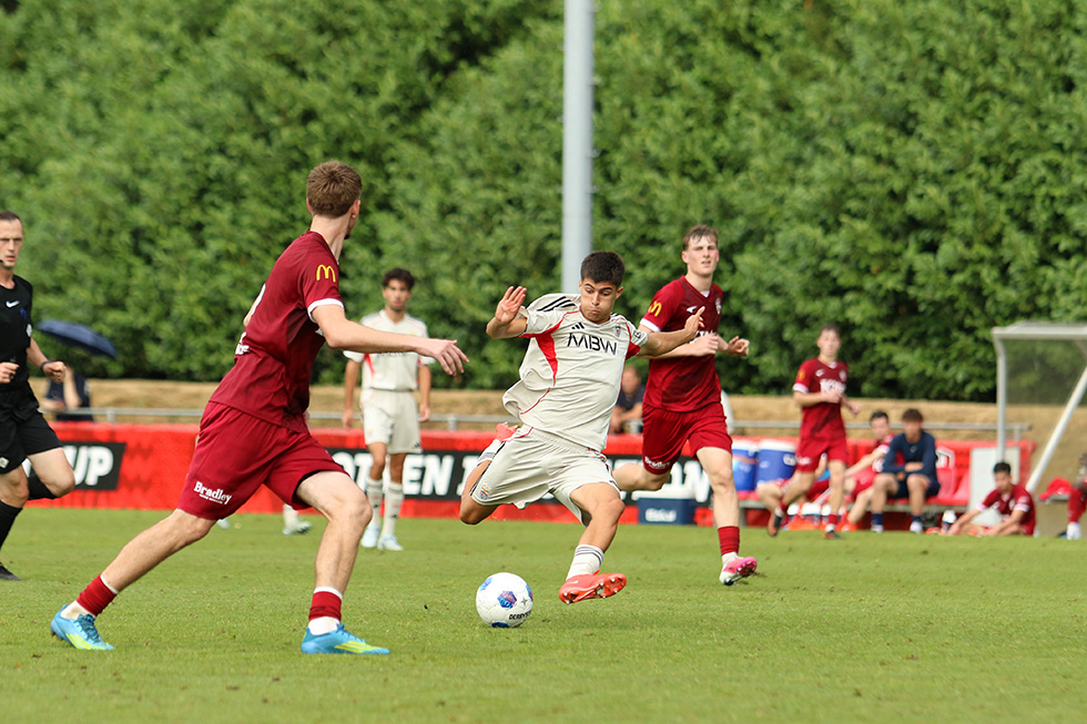 Adelaide United FC - SL Benfica