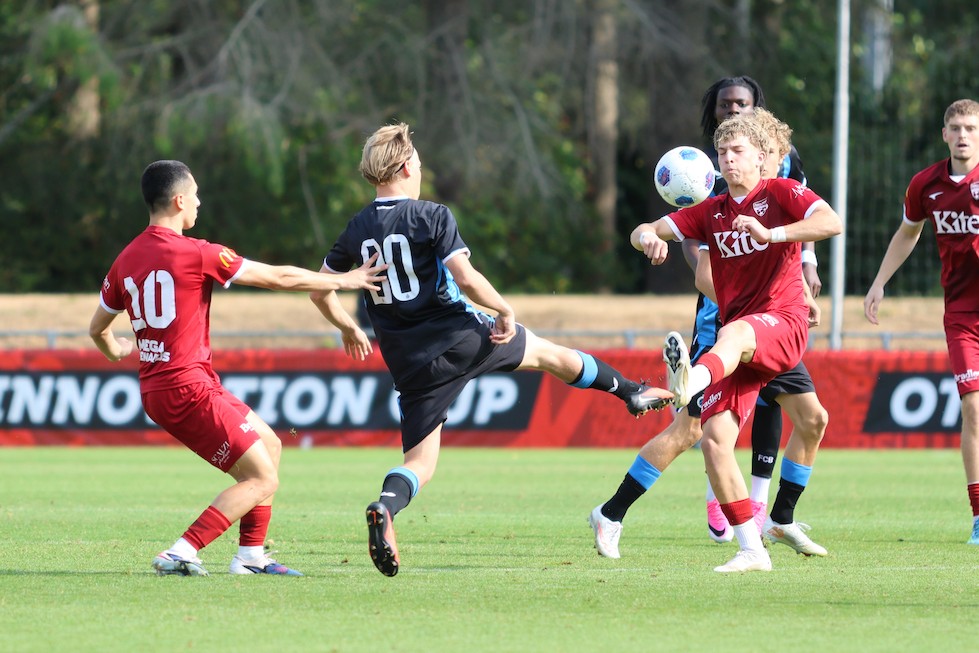 Adelaide United FC - Club Brugge
