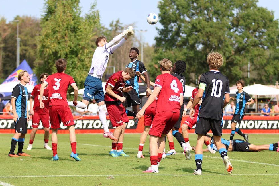 Adelaide United FC - Club Brugge