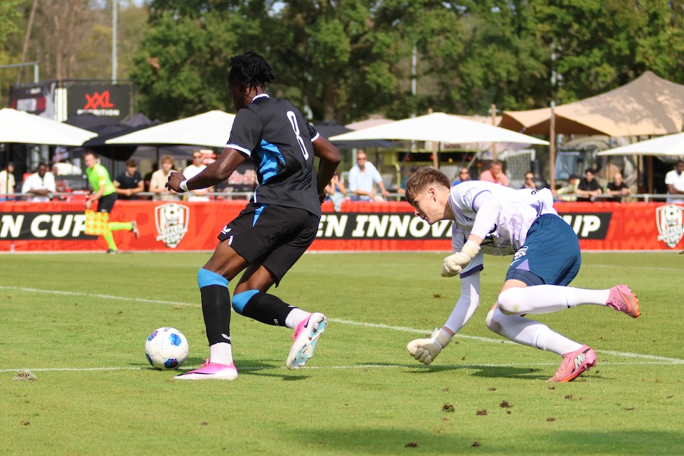 Adelaide United FC - Club Brugge