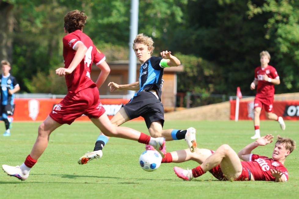 Adelaide United FC - Club Brugge