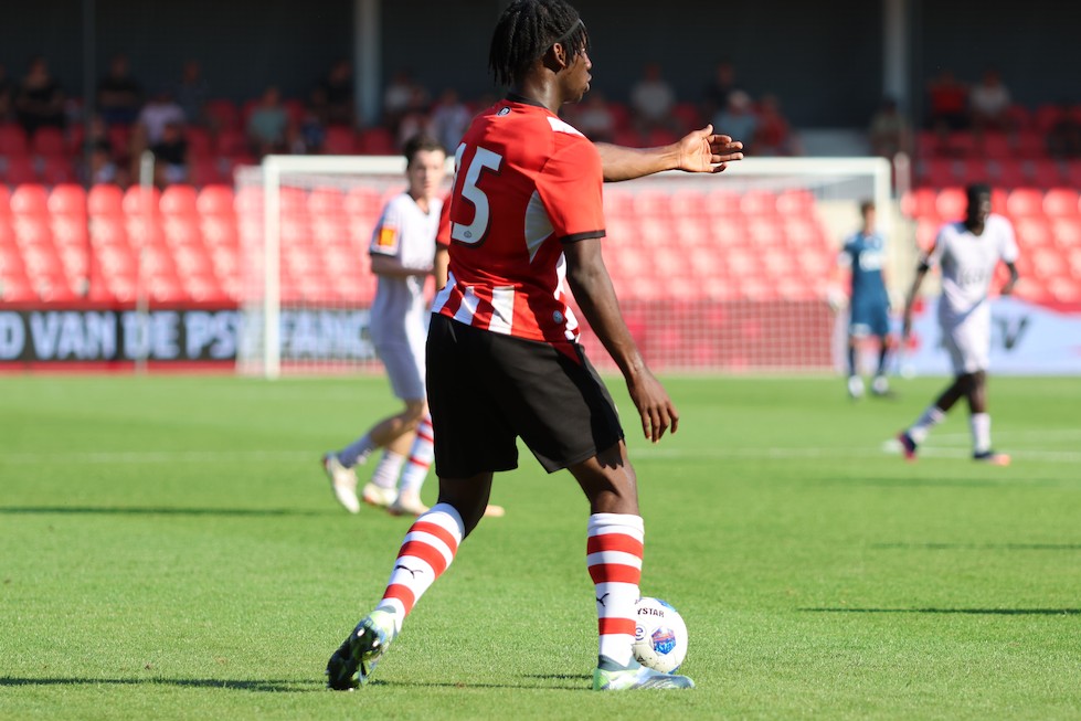 PSV - Adelaide United FC