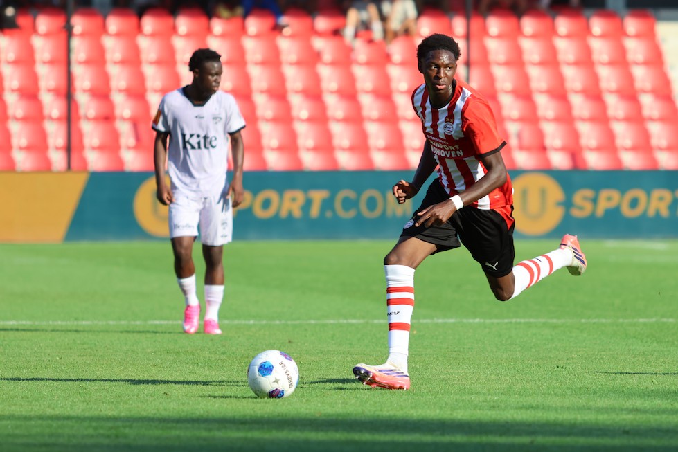 PSV - Adelaide United FC